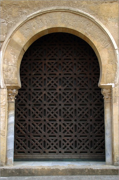 Keyhole Window.jpg