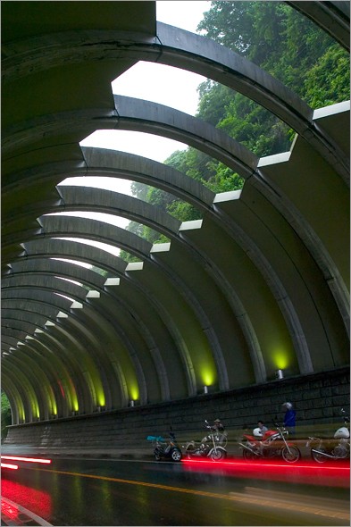 tunnel_2.jpg