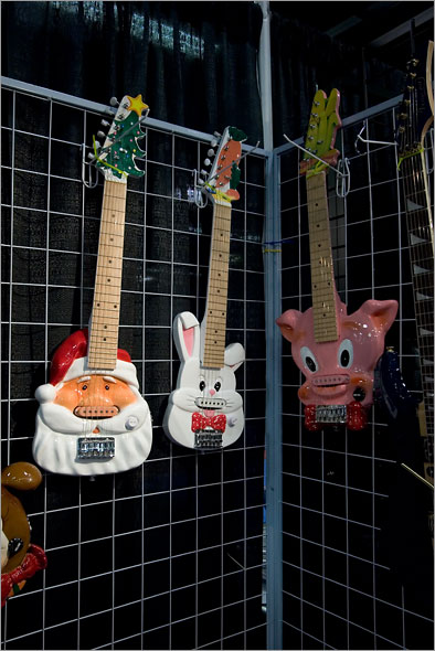santa_bunny_pig_guitars.jpg