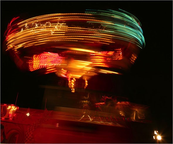 carnival_whirly_2.jpg