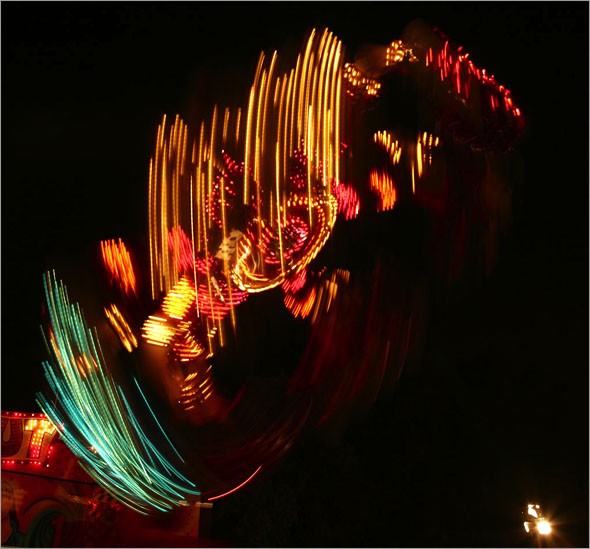 carnival_whirly_3.jpg